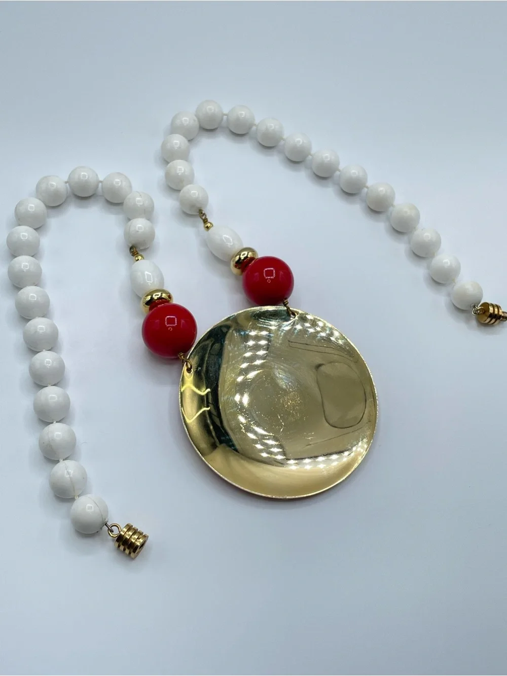 Red White Acrylic Beaded Statement Necklace Gold Tone Abstract Medallion